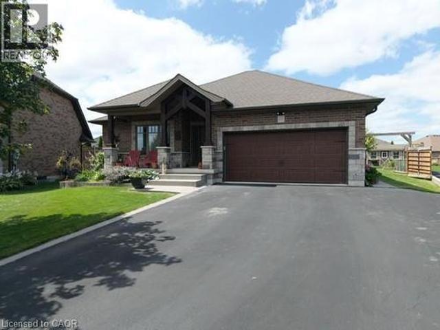 House for sale in Port Dover, Ontario