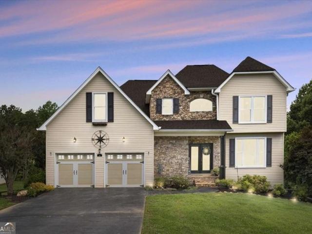 House for sale in Dahlonega, Georgia
