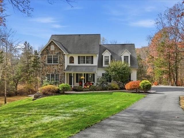 House for sale in Hampton, New Jersey