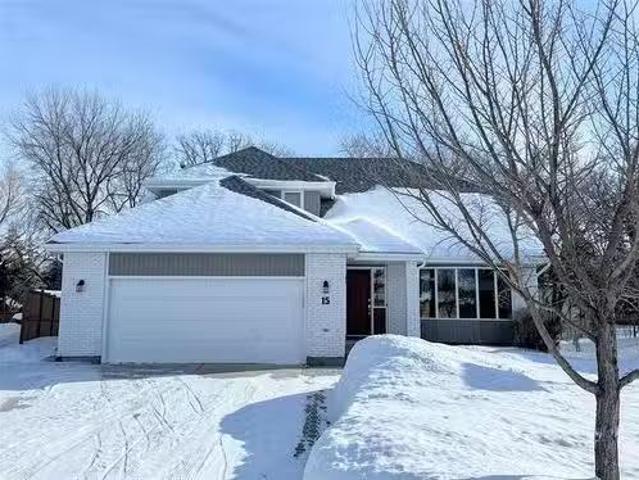 House for sale in East St. Paul, Manitoba