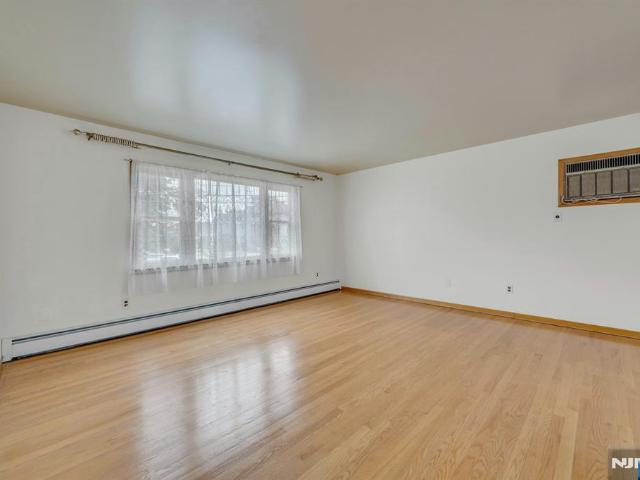 House for sale in East Rutherford