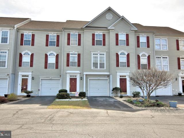 Townhouse for sale in Delaware