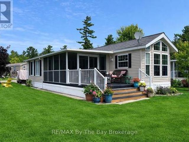 House for sale in Wasaga Beach, Ontario