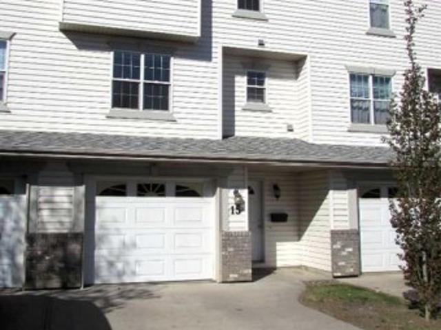 Townhouse for sale in Kerrywood Meadow, City of Red Deer