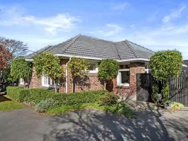 House for rent in Chaslands, Canterbury