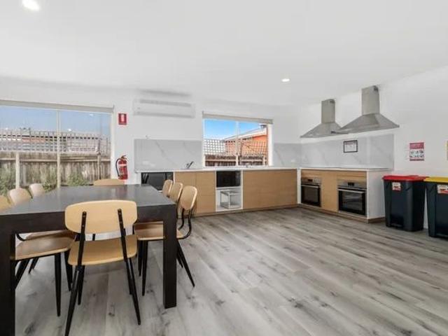 Room for rent in Camerons Creek, Victoria