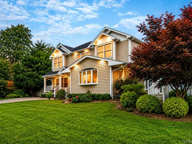House for sale in Huntington, New York