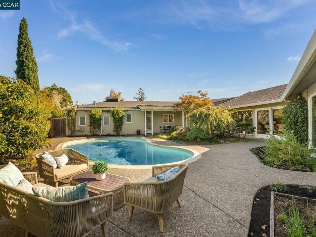 House for sale in Piedmont, Alameda County
