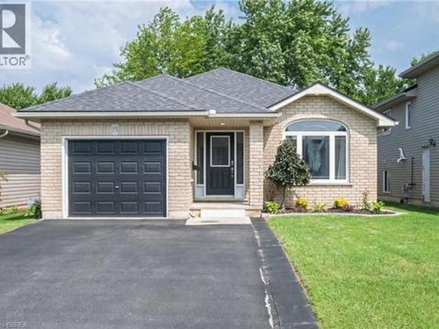 House for sale in Simcoe, Ontario
