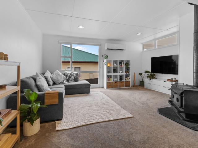 Granny Flat for rent in Deloraine, Meander Valley