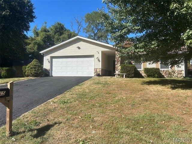 House for sale in Belleville, Saint Clair County