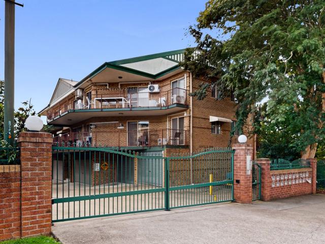 Apartment for rent in Toombul, Queensland
