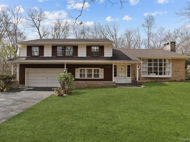 House for sale in Pound Ridge, New York