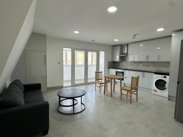 Apartment for rent in London Borough of Ealing, Hanwell