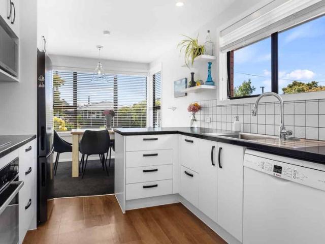 House for rent in Chaslands, Canterbury