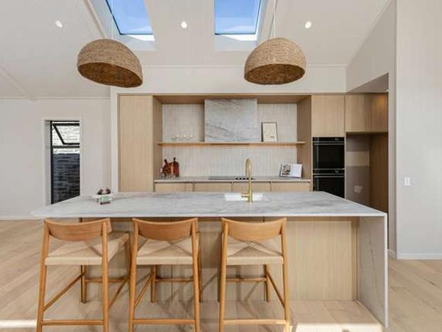 House for sale in Otakou