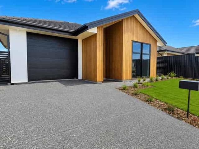 House for rent in Canterbury