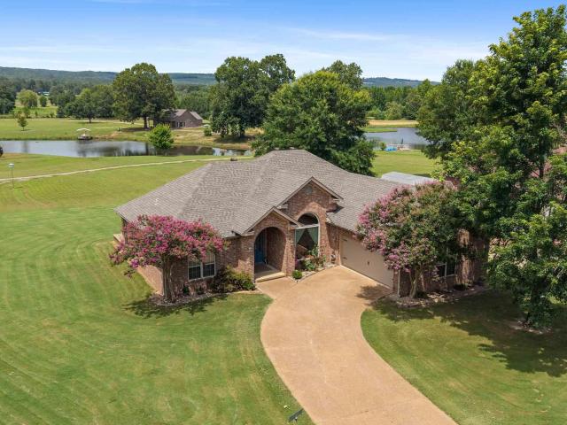 House for sale in Ark