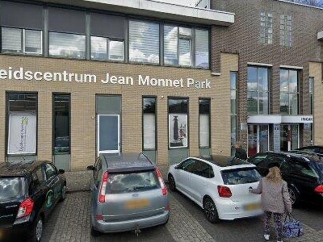 Bedrijfspand te huur in Apeldoorn, Gelderland