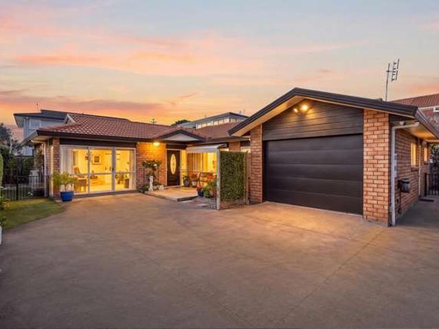 House for sale in Whangaparaoa, Oroua County