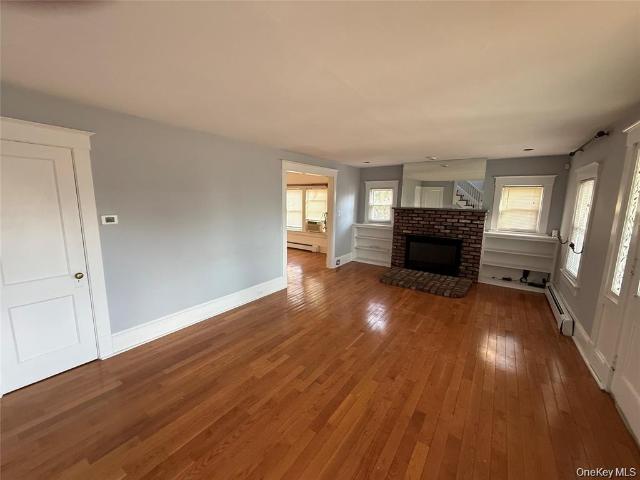 House for sale in Village of Great Neck, Nassau County