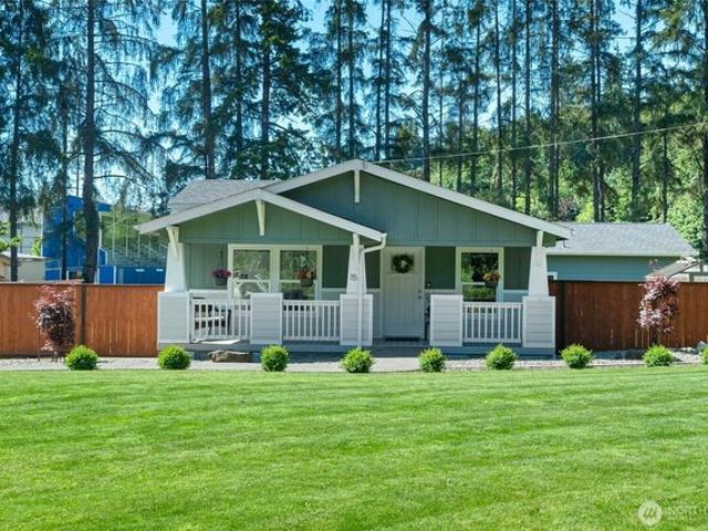 House for sale in Raymond, Washington