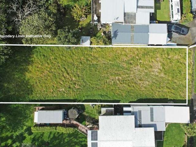Land for sale in Port Waikato, Waikato District
