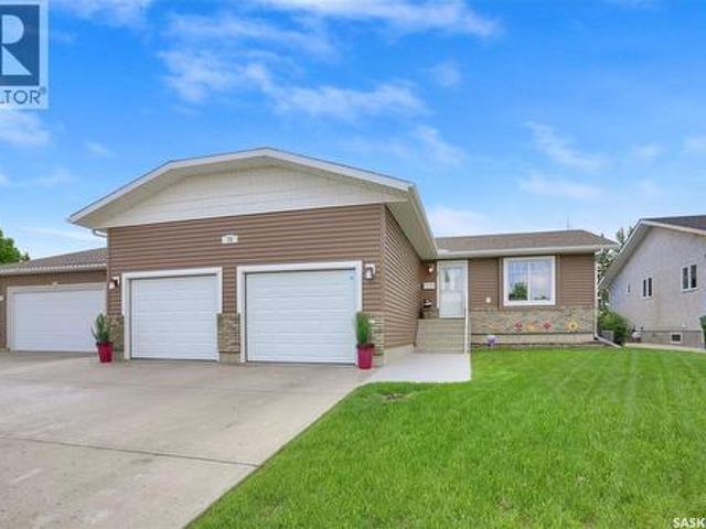 House for sale in Moose Jaw, Saskatchewan