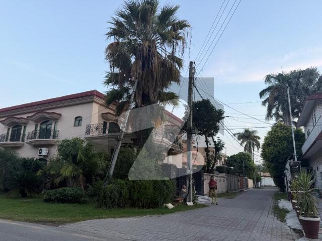 House for sale in سیالکوٹ, گوجرانوالہ ڈویژن