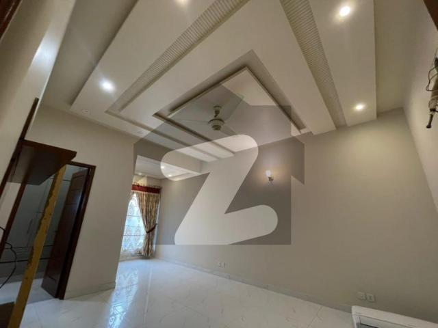 House for sale in Faisalabad, Islamabad Capital Territory