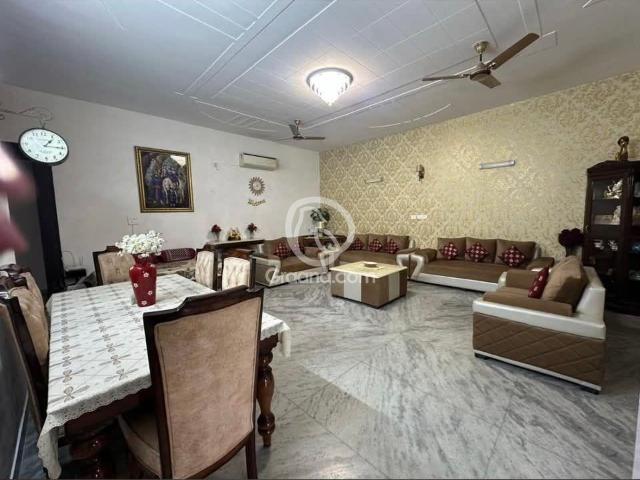 House for sale in Johar Town, Islamabad Capital Territory