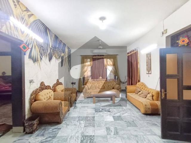 House for sale in Faisalabad, Islamabad Capital Territory