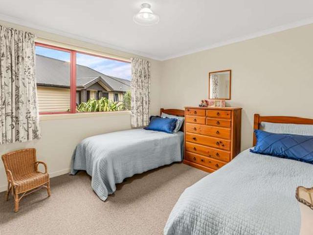 House for sale in Levels, Canterbury