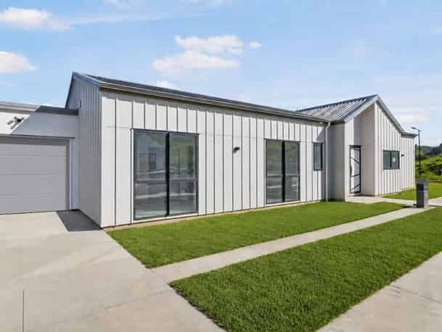 House for rent in Awhitu, Oroua County
