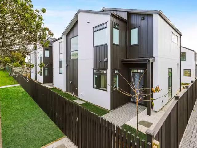 House for sale in Howick