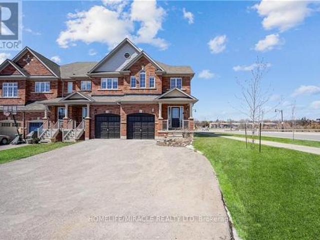 House for sale in Ancaster, Ontario