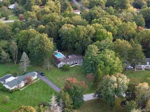 House for sale in Rombout Ridge, City of Poughkeepsie