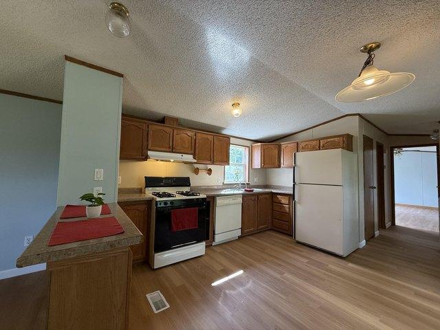 House for sale in Paris, Maine
