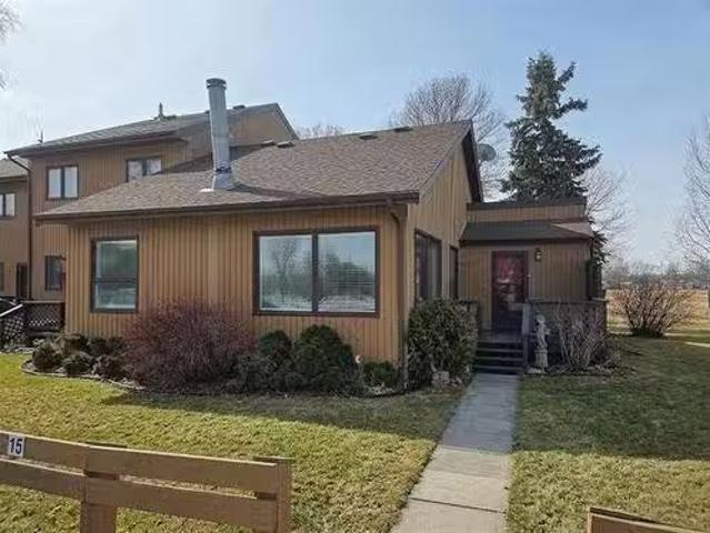 Condo for sale in Winnipeg Beach, Manitoba