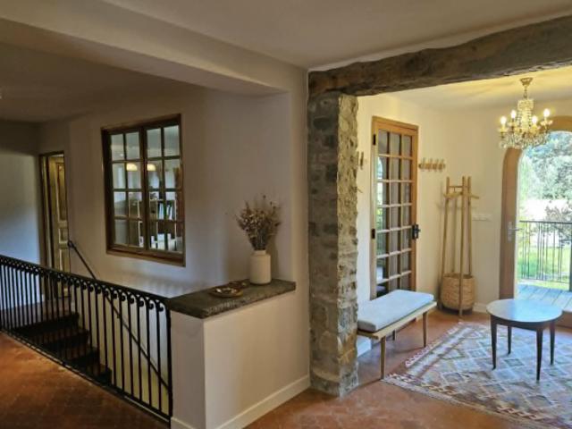 Maison vente à Die, Crest