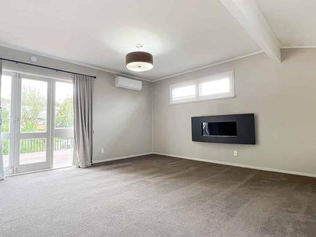 House for rent in Whangaparaoa, Oroua County