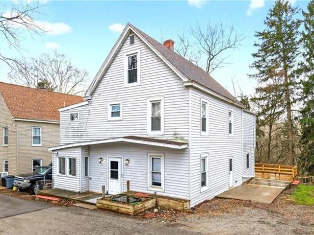 House for sale in Canonsburg, Pennsylvania