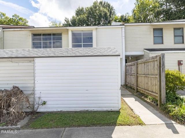 Townhouse for sale in Lafayette, Lafayette Parish