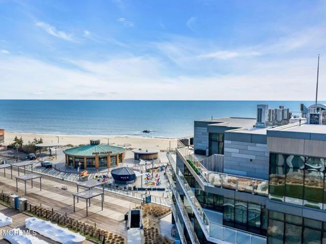 Condo for sale in Monmouth, New Jersey
