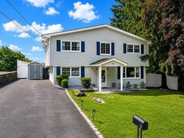 House for sale in Glasser, New Jersey