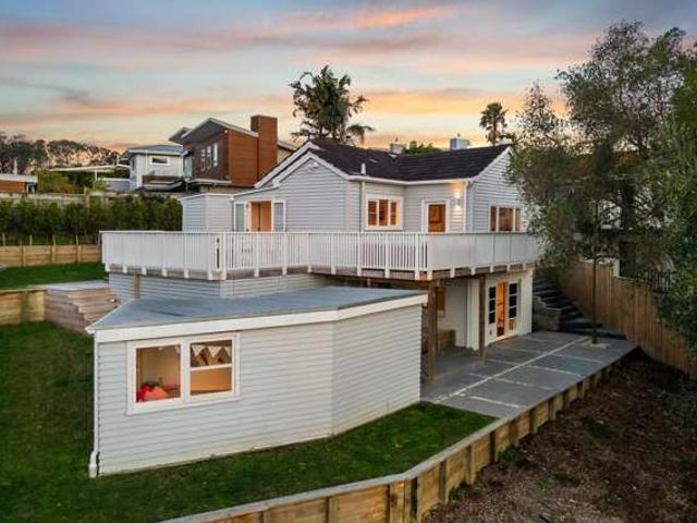 House for sale in Balmoral