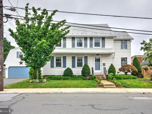 House for sale in New Holland, Pennsylvania