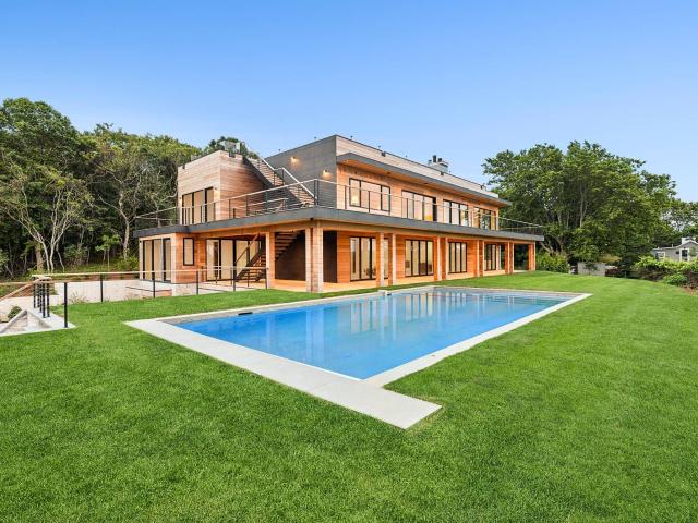 House for sale in Wainscott, New York
