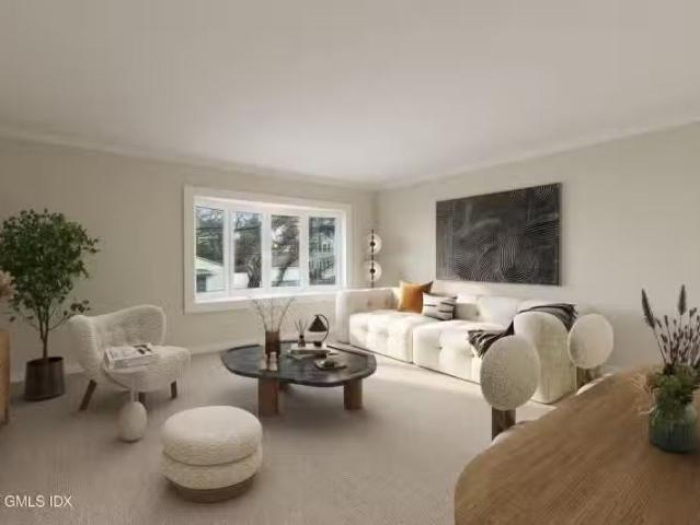 Apartment for rent in Darien