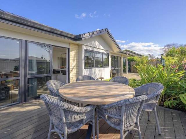 House for sale in Omokoroa, Bay Of Plenty